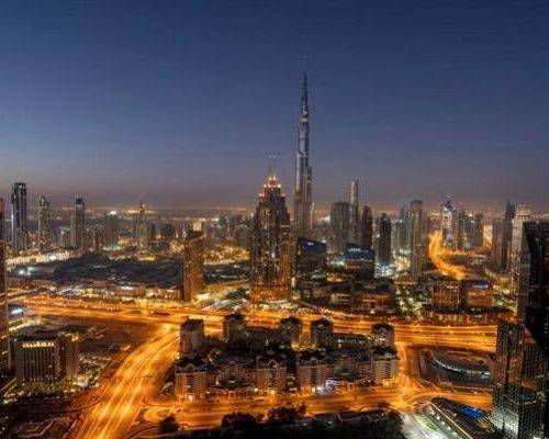 الإقامة والاستثمار في دبي