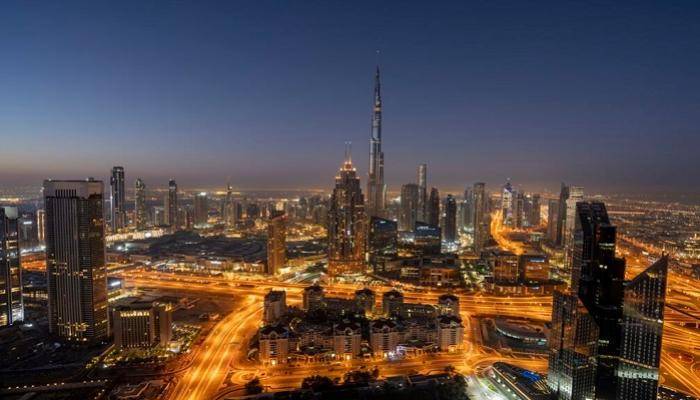 الإقامة والاستثمار في دبي